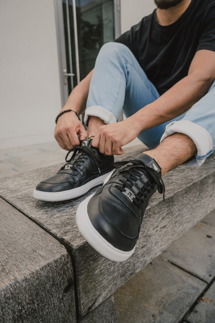 Barebarics Zing - Black & White - Cuero