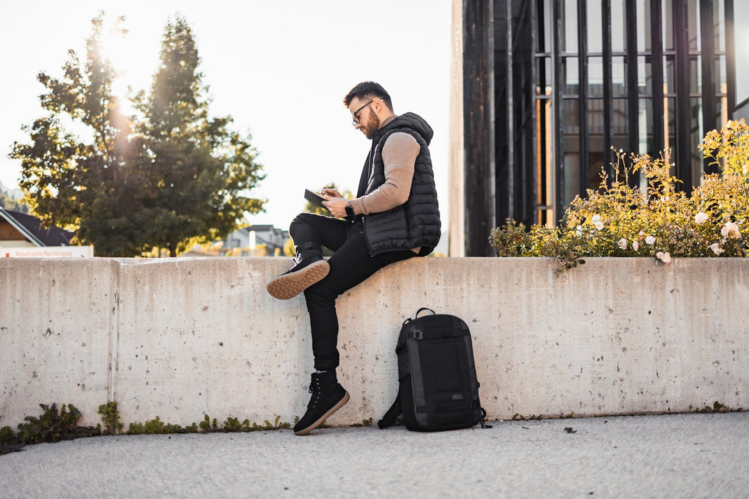 Be Lenka - Winter 3.0 - Matt Black - Cuero