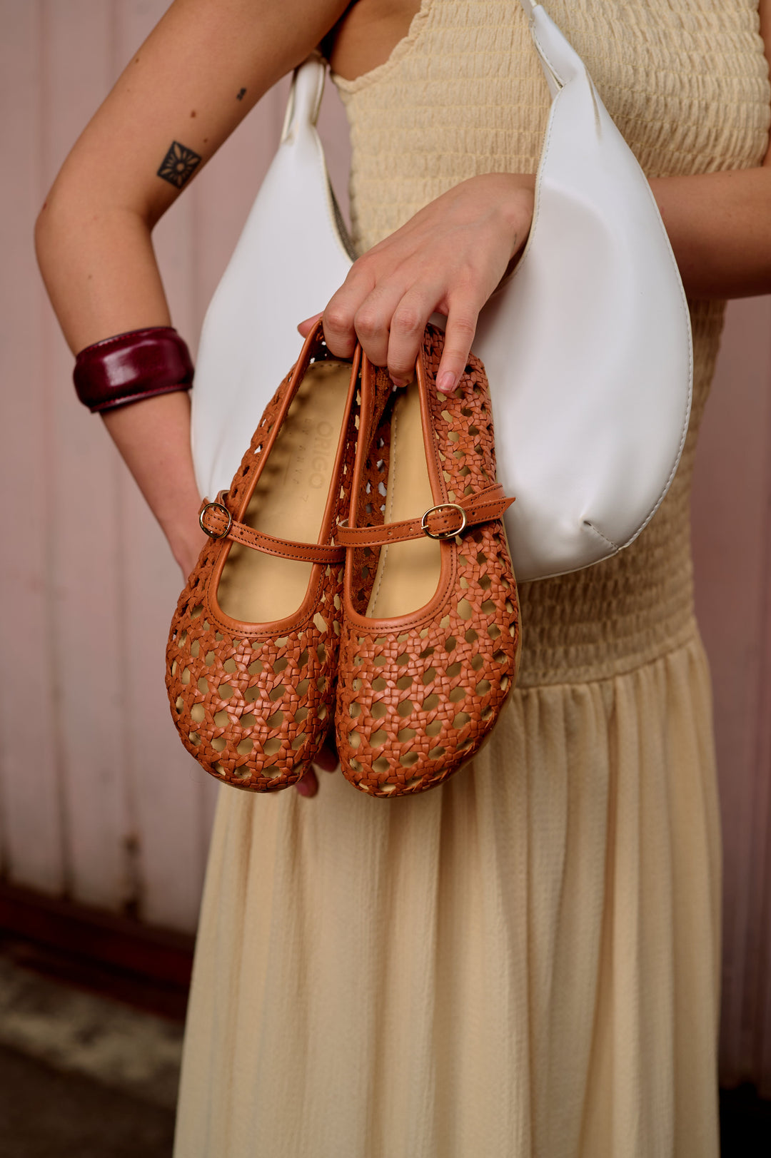 Sandalias y huaraches barefoot: cómo vivir el verano dejando que el pie sea pie