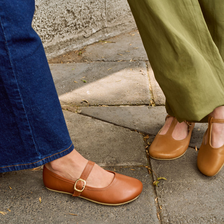 Bailarinas barefoot Mary Jane Origo Mary Jane Light Brown, puestas, vista de cerca